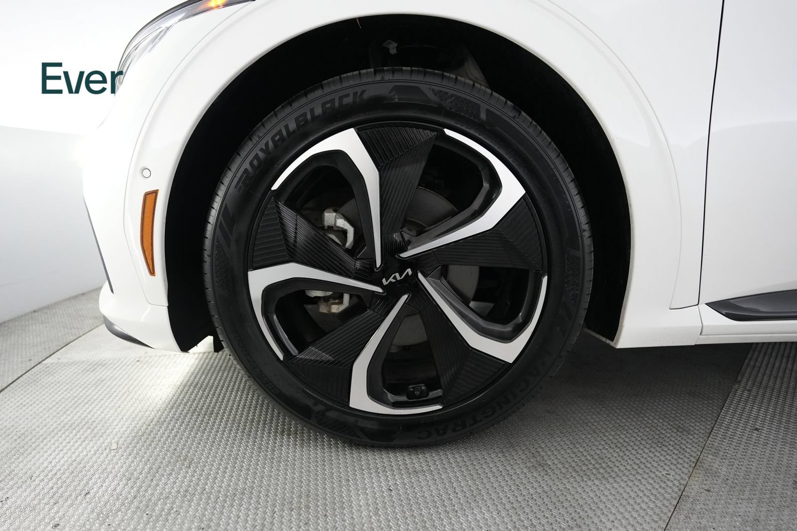 Used 2023 Kia EV6 GT-Line AWD/4WD image 19