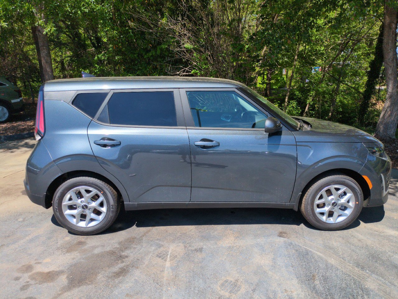 New 2025 Kia Soul LX w/ LX Technology Package FWD image 8