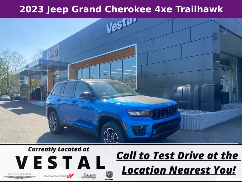 New 2023 Jeep Grand Cherokee Trailhawk w/ Luxury Tech Group III