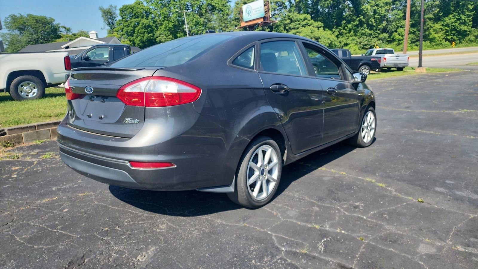 Used 2019 Ford Fiesta SE w/ Equipment Group 201A FWD image 5