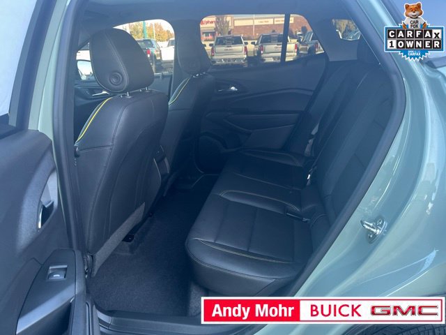 Used 2025 Chevrolet Trax ACTIV w/ Sunroof Package FWD image 32