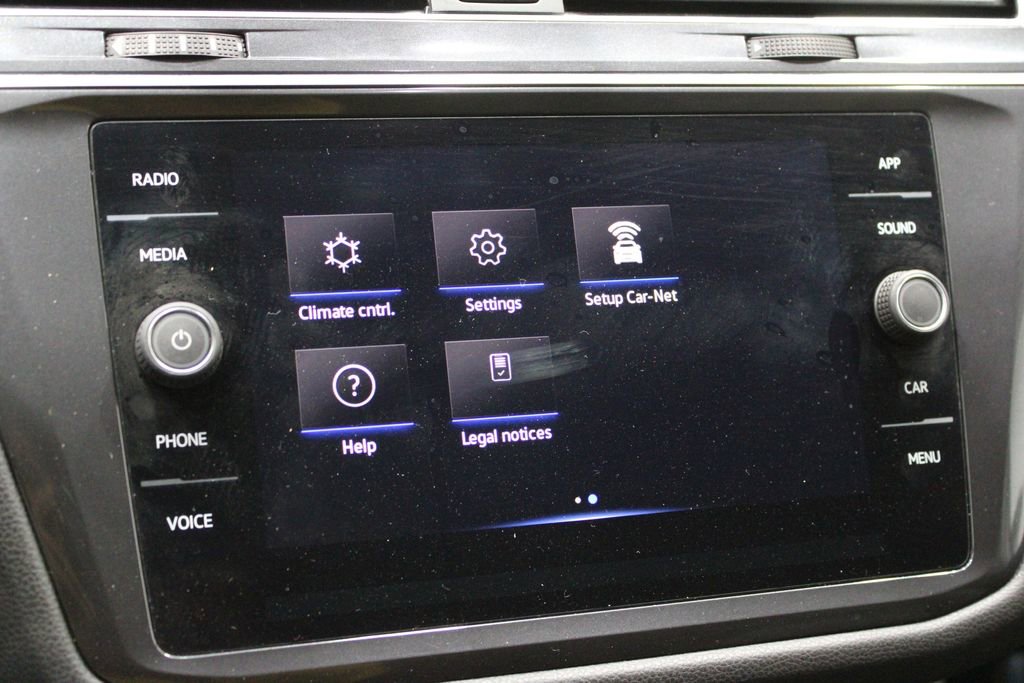 Used 2022 Volkswagen Tiguan SE image 32