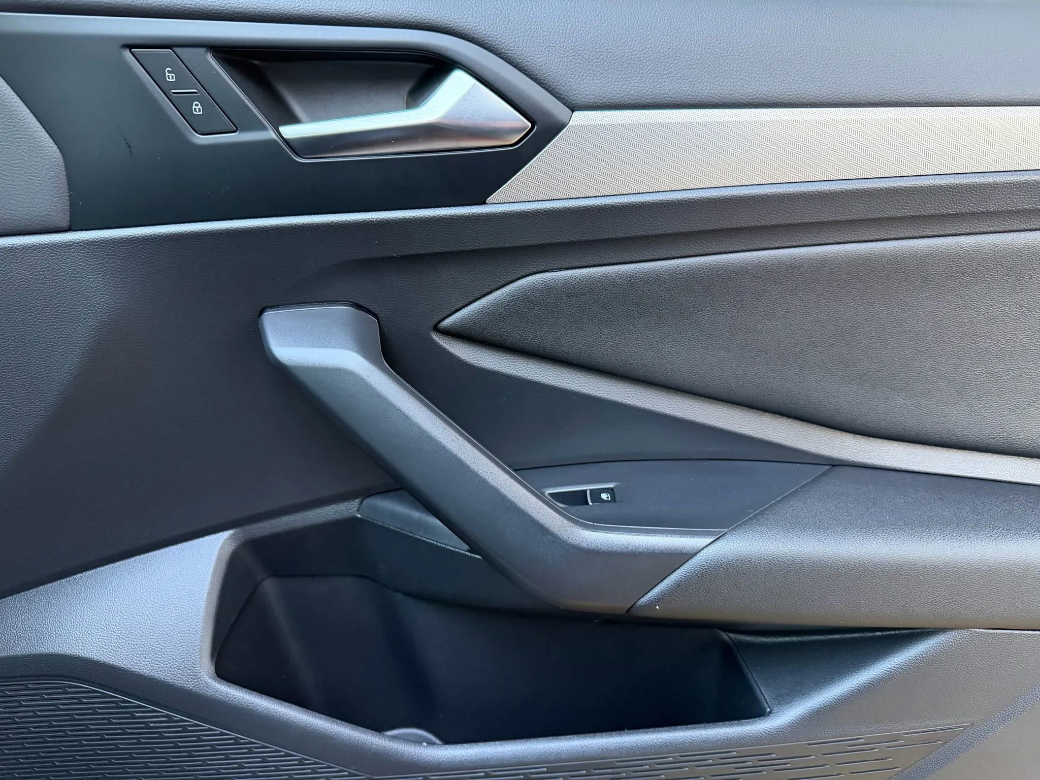 Used 2021 Volkswagen Jetta S image 15