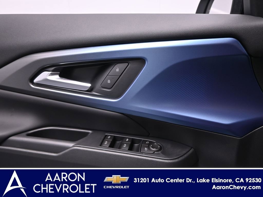 New 2026 Chevrolet Equinox EV LT AWD/4WD image 15