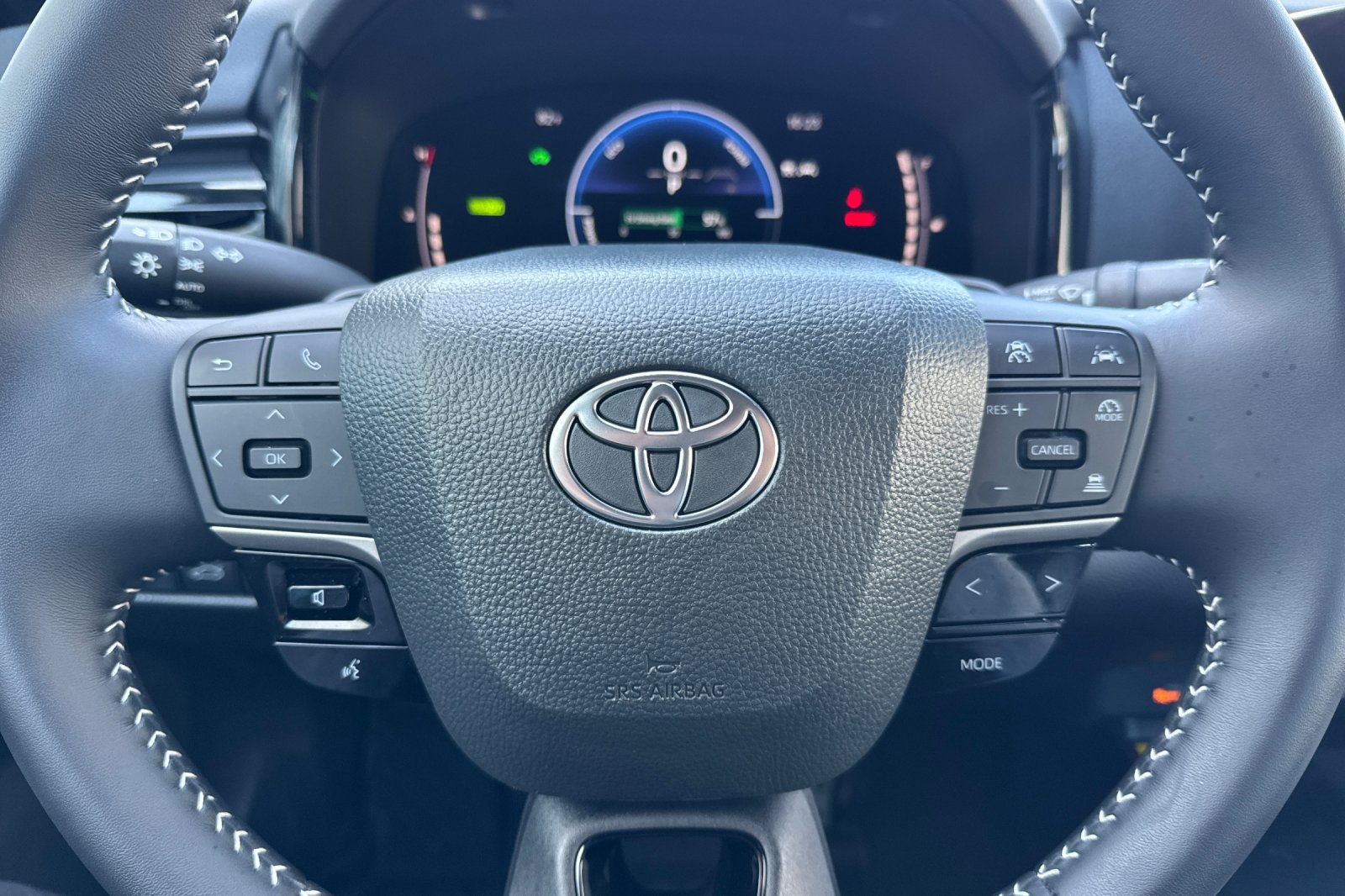 Used 2026 Toyota Camry SE w/ Convenience Package FWD image 29