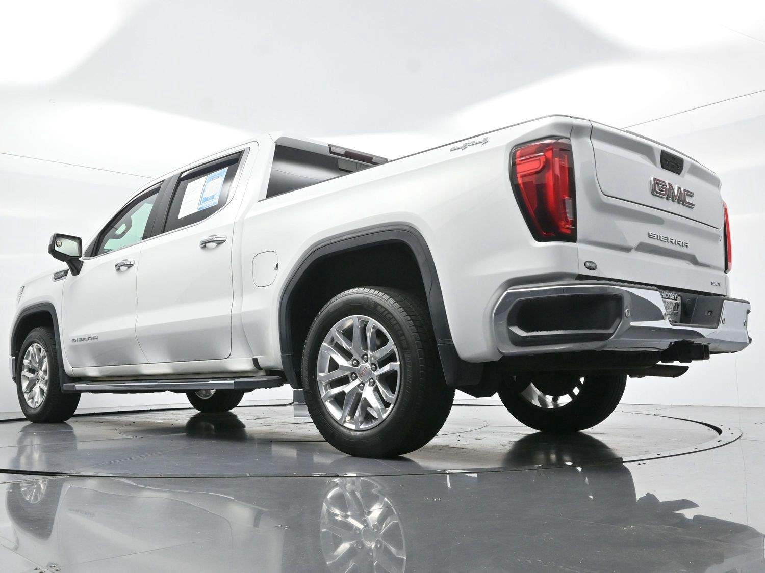 Used 2019 GMC Sierra 1500 SLT w/ SLT Premium Plus Package AWD/4WD image 52