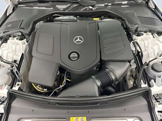 Used 2025 Mercedes-Benz C 300 4MATIC Sedan image 10