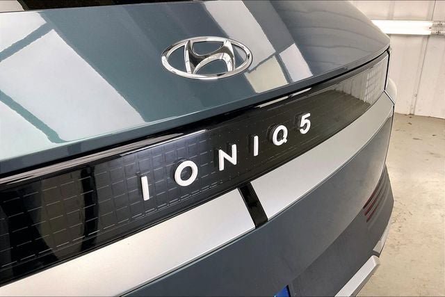 Certified 2024 Hyundai Ioniq 5 SEL RWD image 9