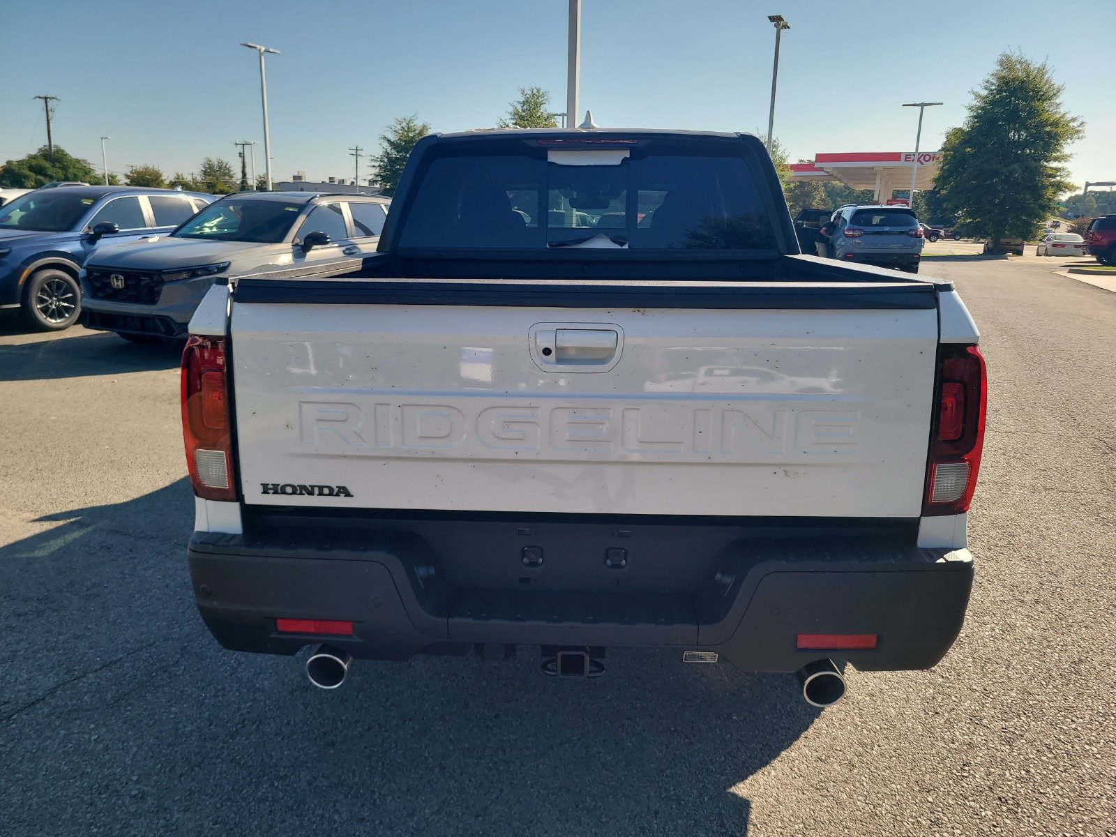 New 2026 Honda Ridgeline Black Edition image 4