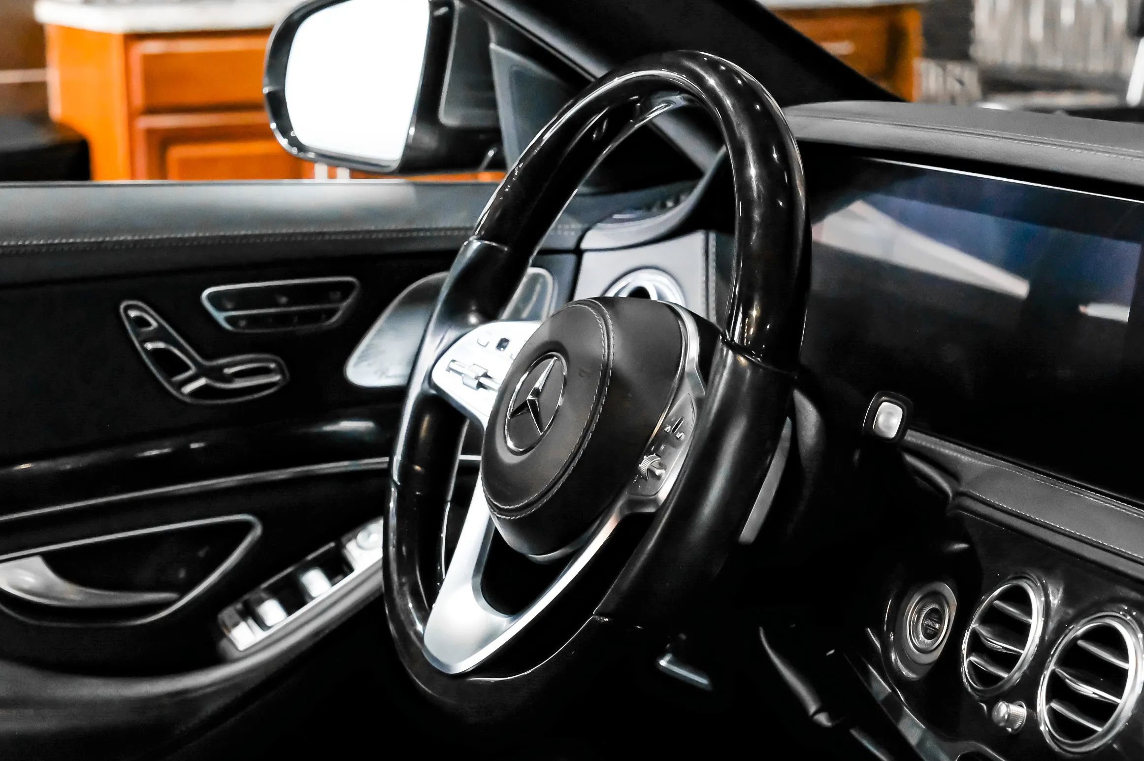Used 2019 Mercedes-Benz S 560 Sedan image 13