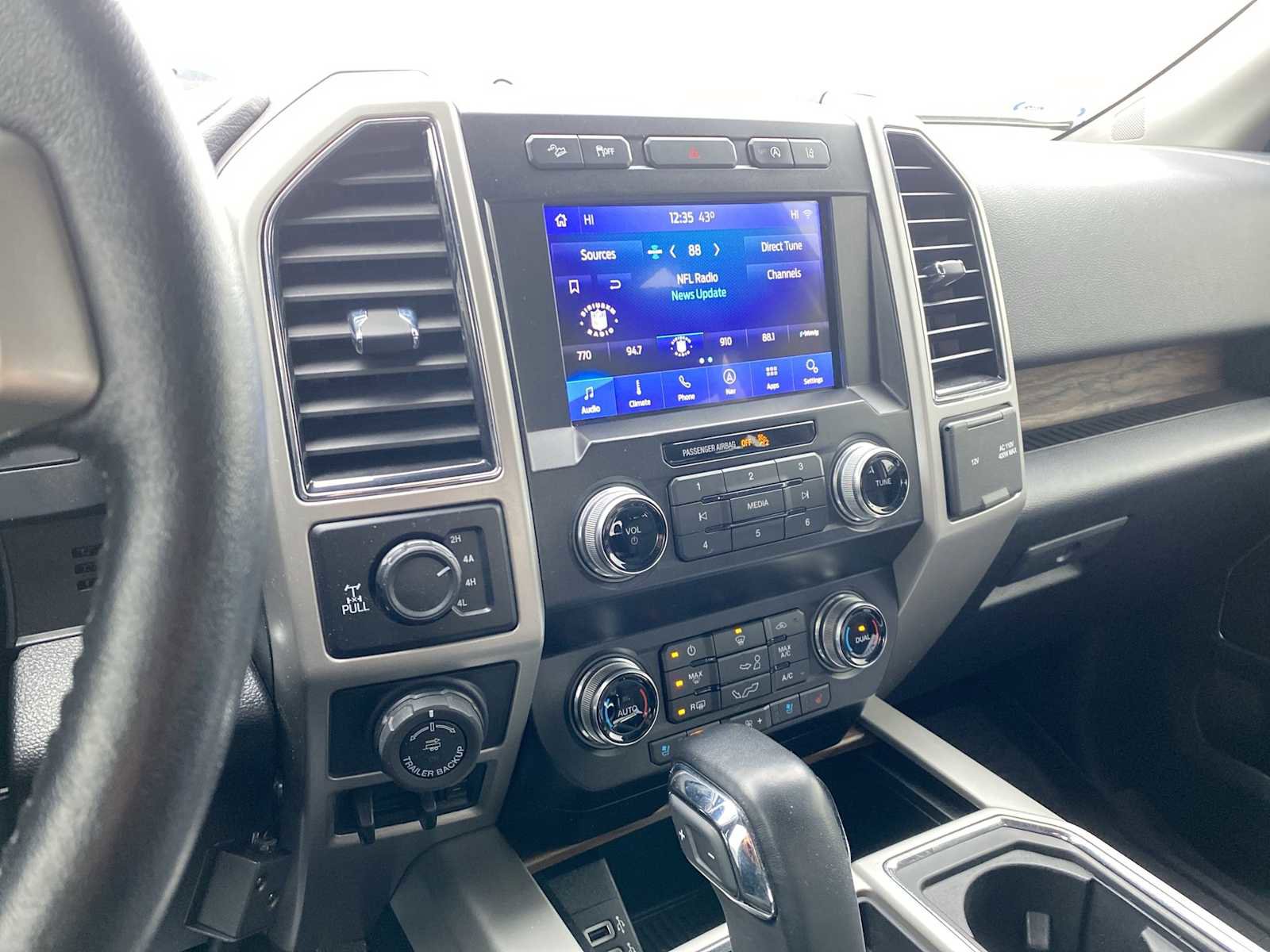 Used 2020 Ford F150 Lariat w/ Equipment Group 502A Luxury image 18