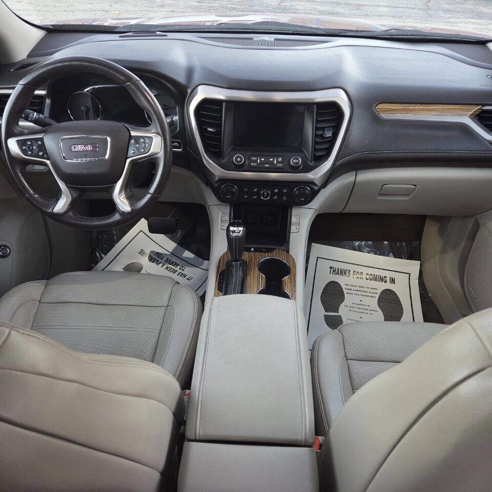Used 2017 GMC Acadia Denali w/ Technology Package image 24