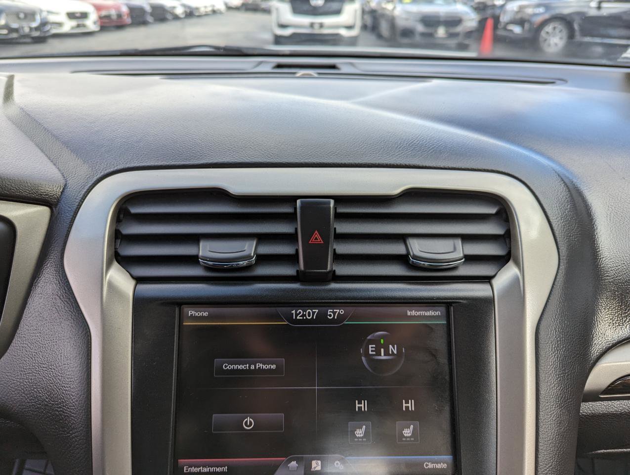 Used 2014 Ford Fusion Energi SE w/ Driver Assist Package FWD image 20