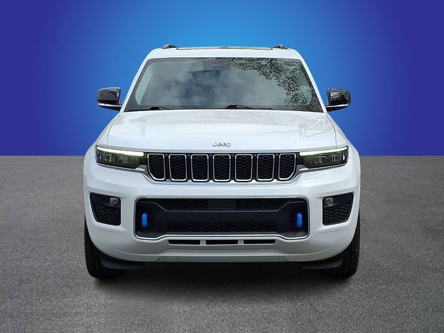 Used 2022 Jeep Grand Cherokee Overland AWD/4WD image 2
