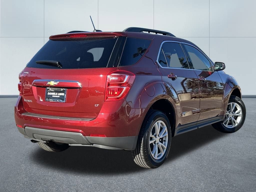 Used 2017 Chevrolet Equinox LT w/ Convenience Package image 2