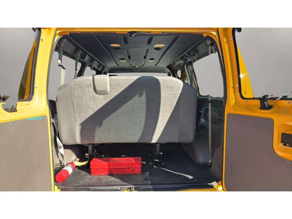 Used 2014 Ford E-250 and Econoline 250 image 9