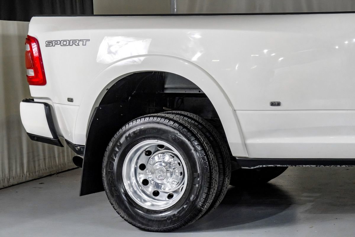 Used 2022 RAM 3500 Laramie AWD/4WD image 6