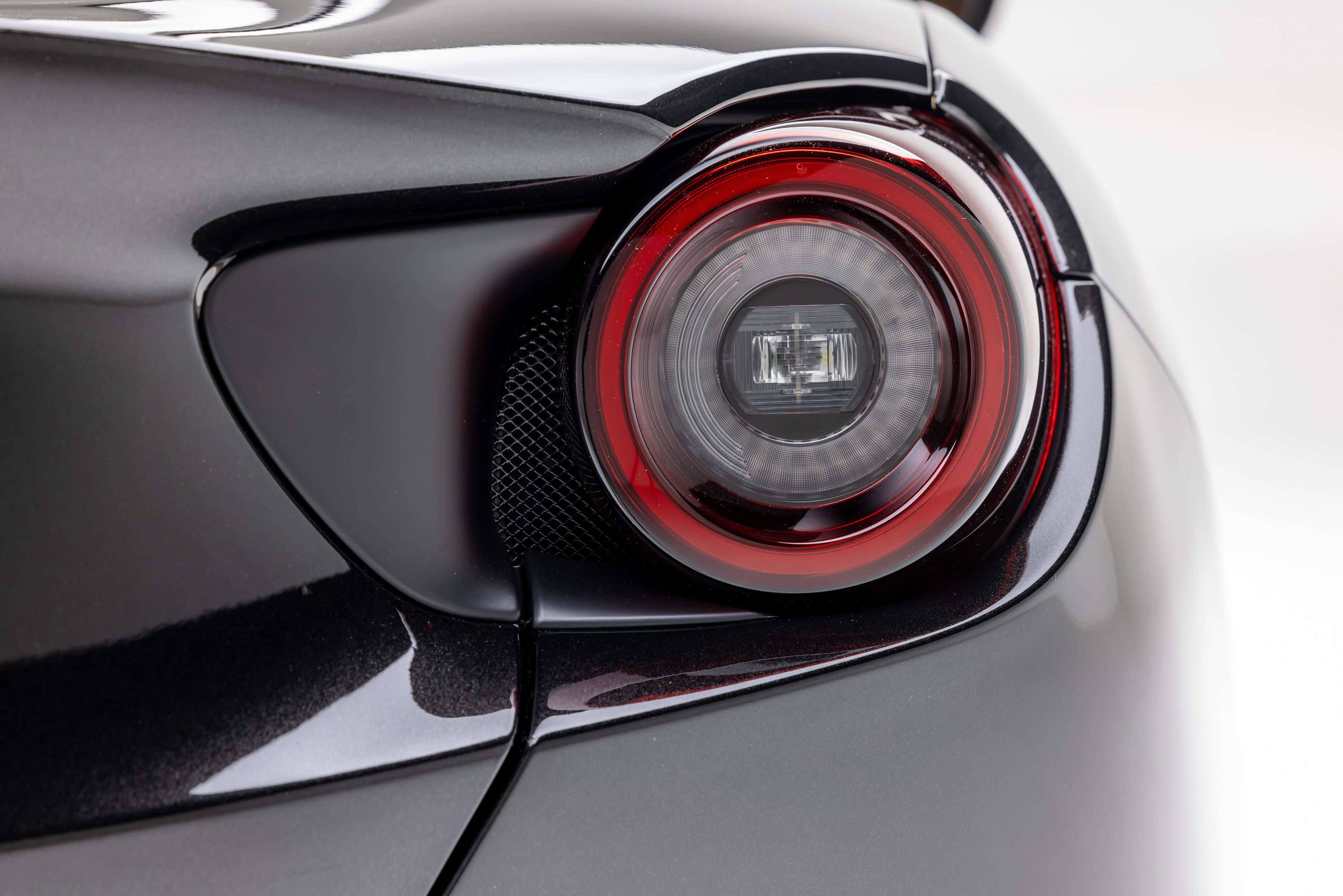 Certified 2023 Ferrari Portofino M RWD image 58