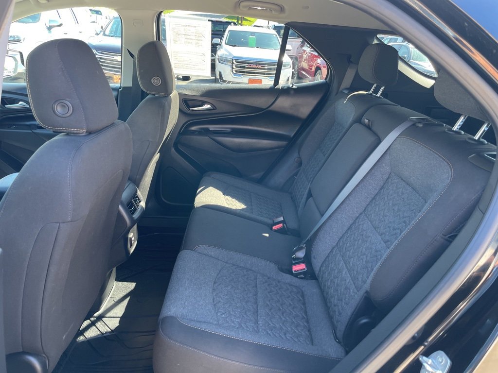 Used 2023 Chevrolet Equinox LT image 11