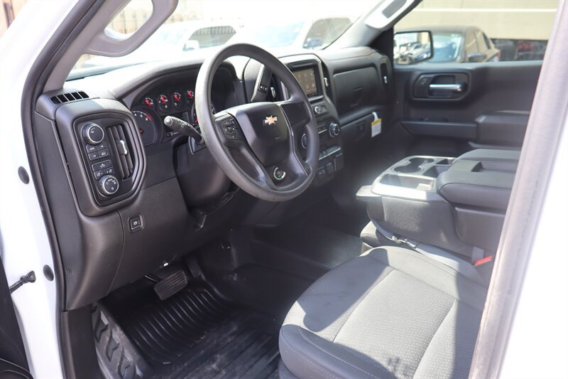 Used 2023 Chevrolet Silverado 1500 W/T w/ WT Value Package AWD/4WD image 17