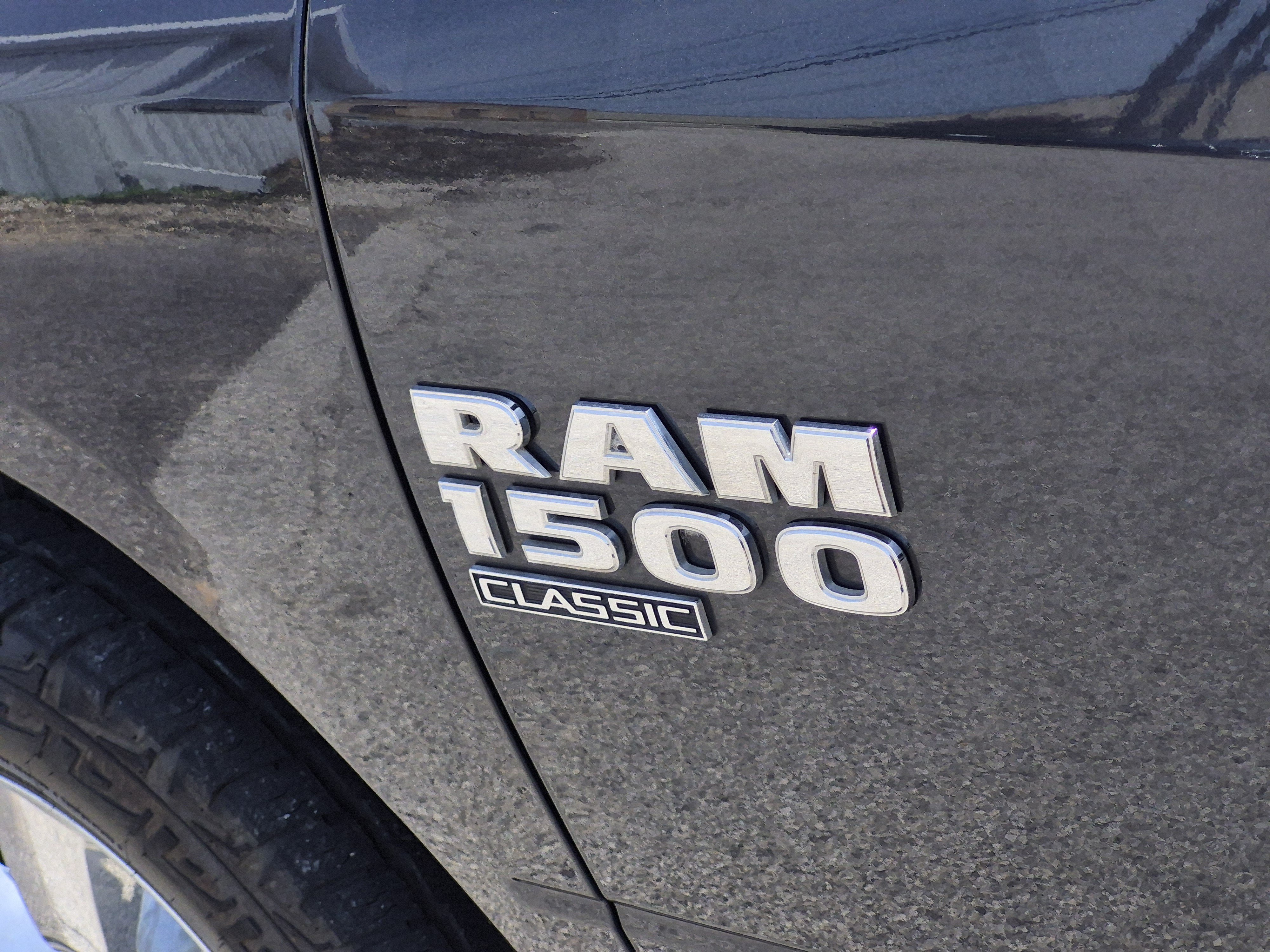 Used 2019 RAM 1500 Tradesman w/ Tradesman SXT Package RWD image 9