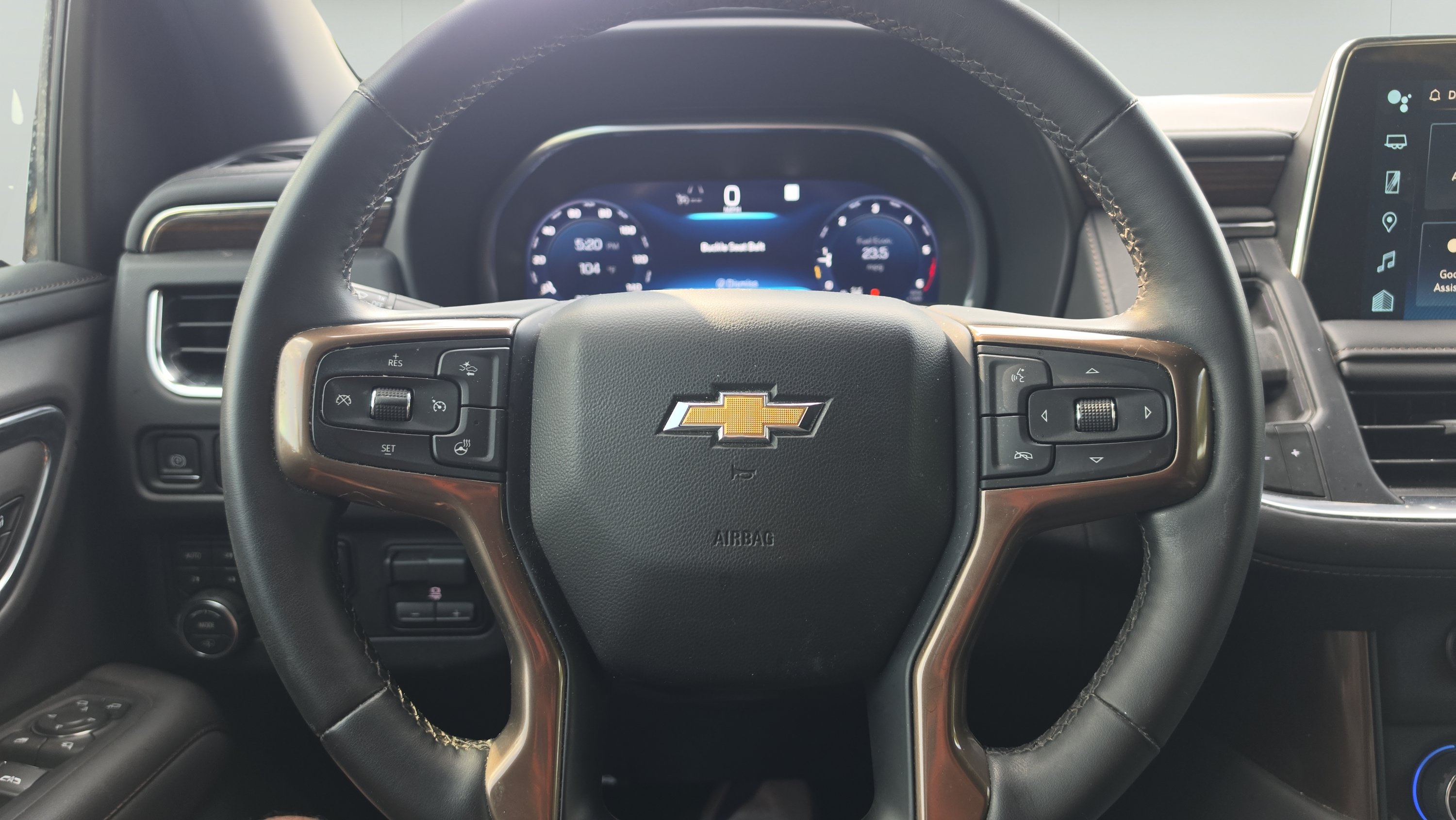 Used 2023 Chevrolet Tahoe High Country AWD/4WD image 12