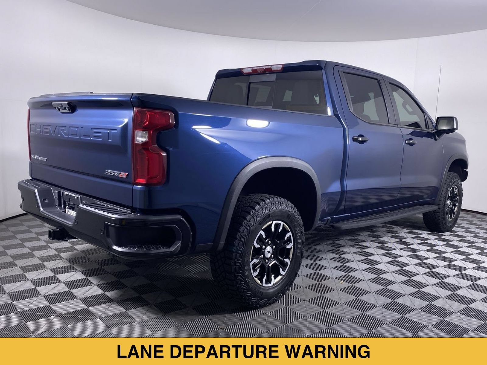 Certified 2022 Chevrolet Silverado 1500 ZR2 w/ Technology Package AWD/4WD image 21
