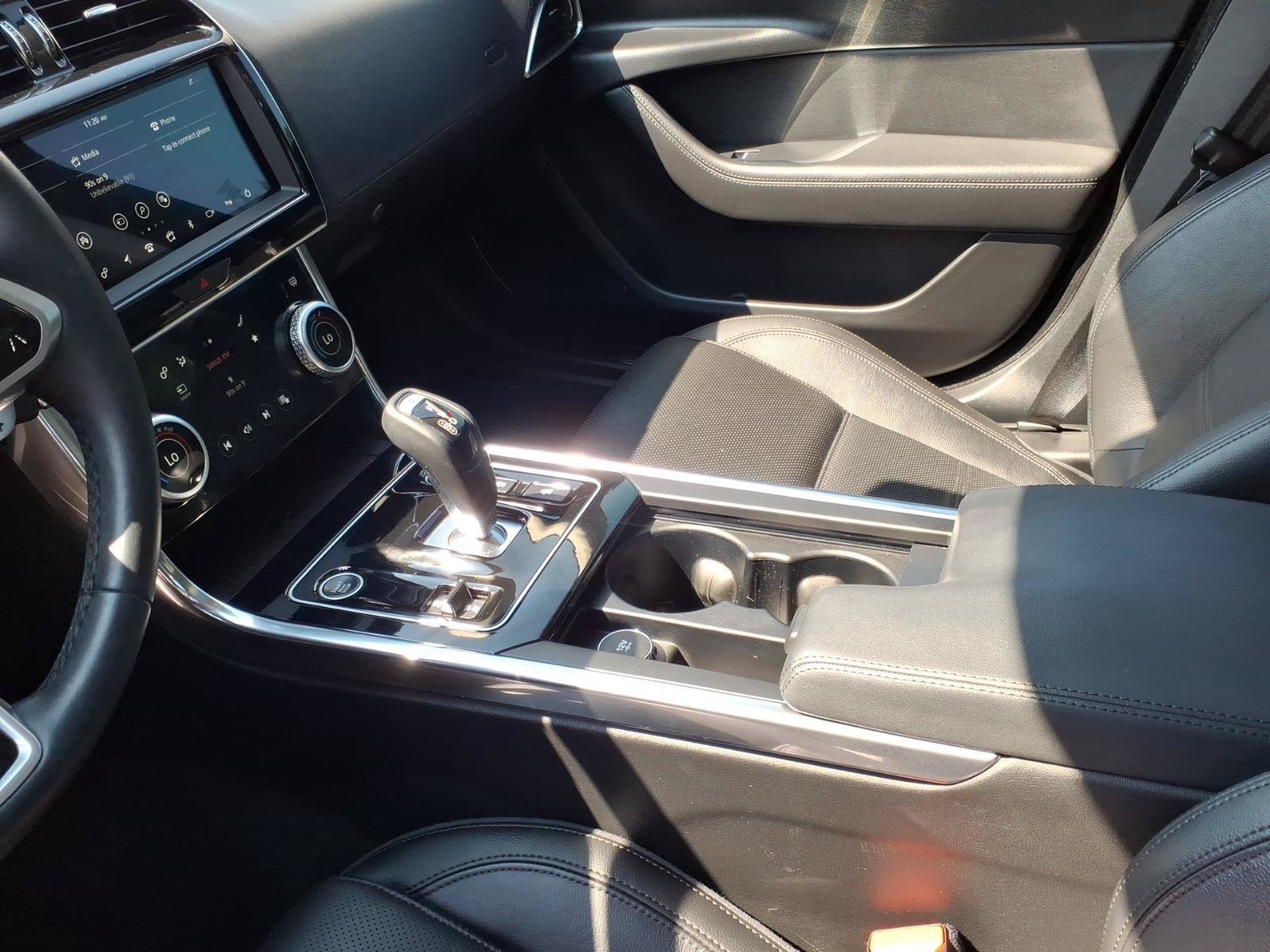 Used 2020 Jaguar XE S RWD image 21