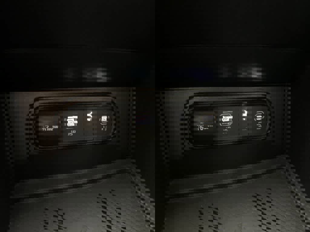 Certified 2025 Kia Sportage EX image 17