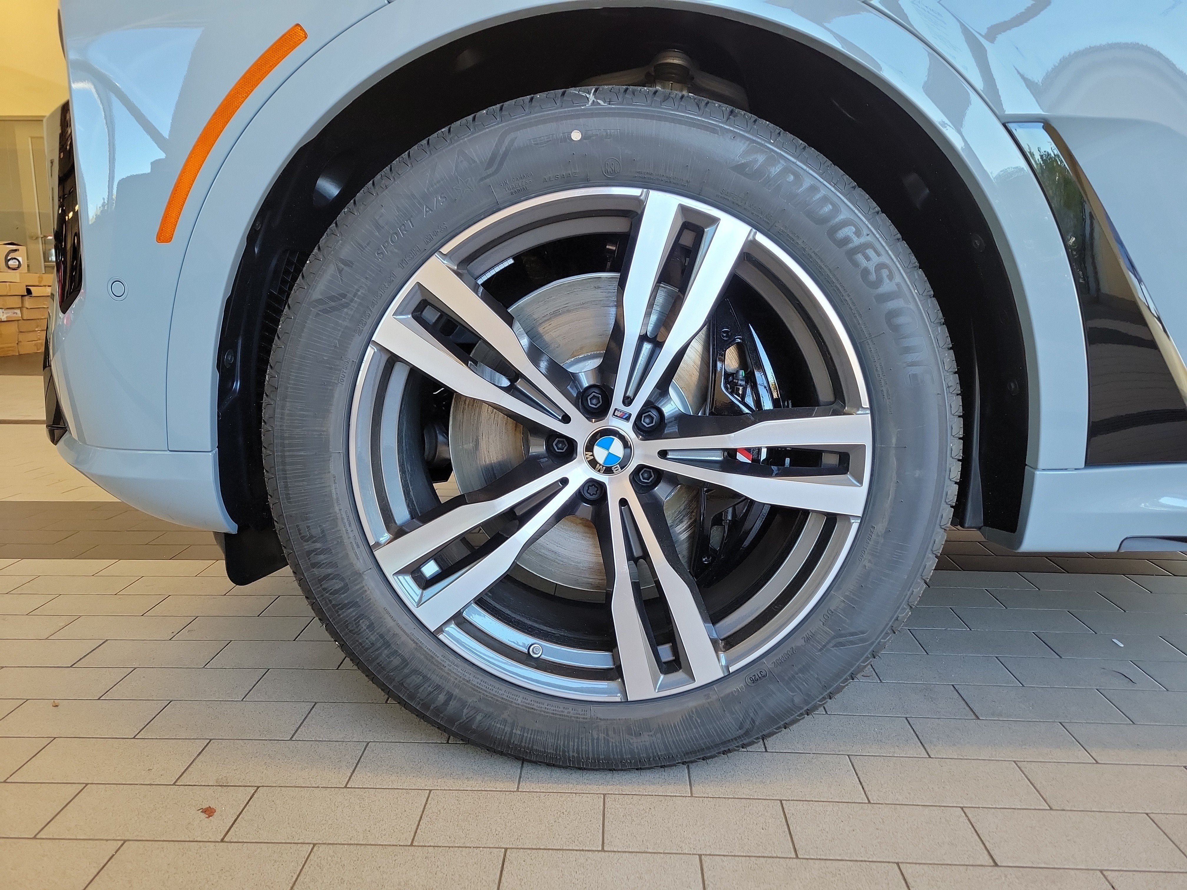 New 2027 BMW X7 xDrive40i w/ M Sport Package AWD/4WD image 10