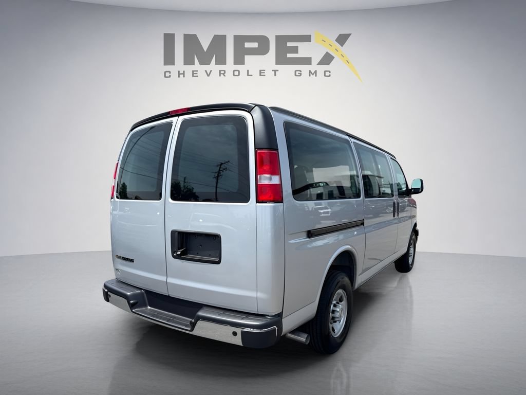 New 2026 Chevrolet Express 2500 w/ Driver Convenience Package RWD image 5