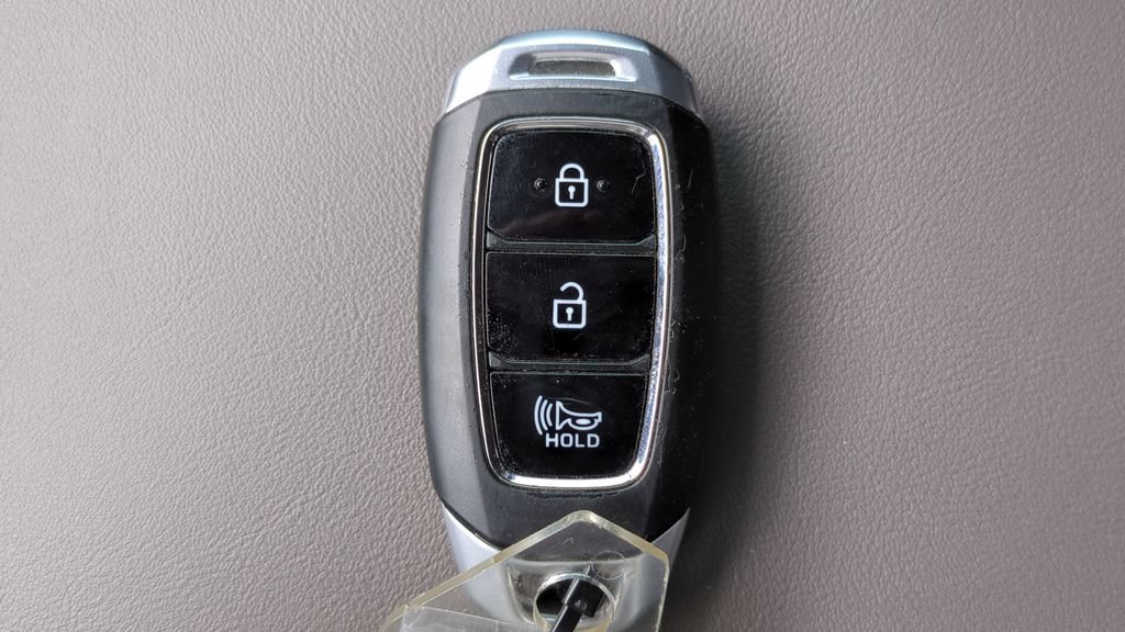 Used 2020 Hyundai Santa Fe SEL FWD image 26