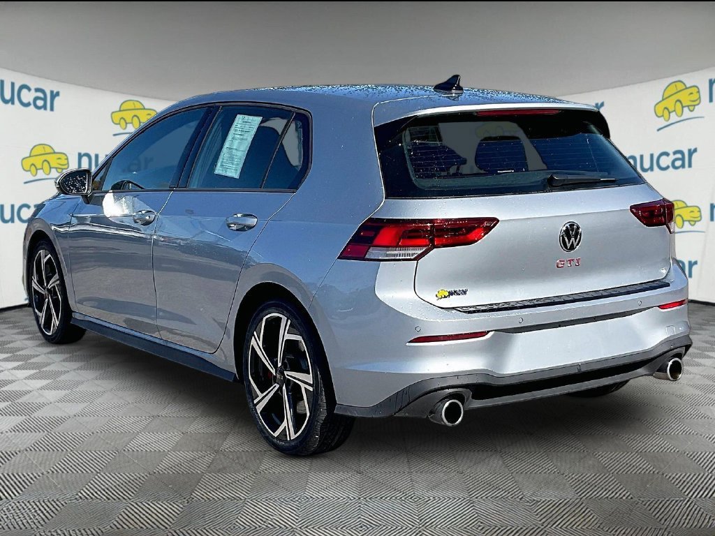 Used 2026 Volkswagen GTI SE FWD image 4