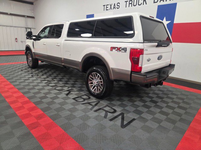 Used 2018 Ford F350 King Ranch w/ King Ranch Ultimate Package AWD/4WD image 11