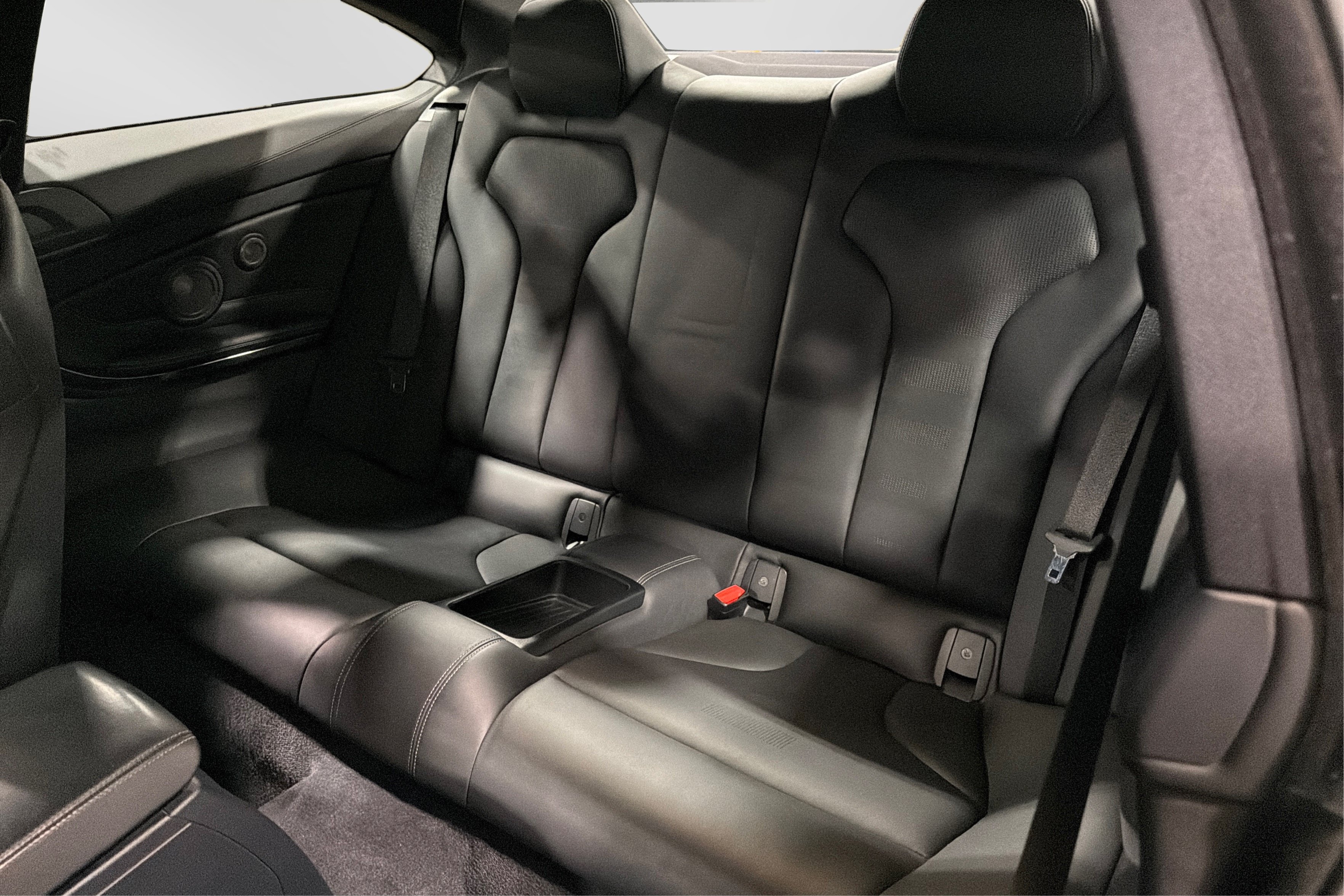 Used 2015 BMW M4 Coupe RWD image 37