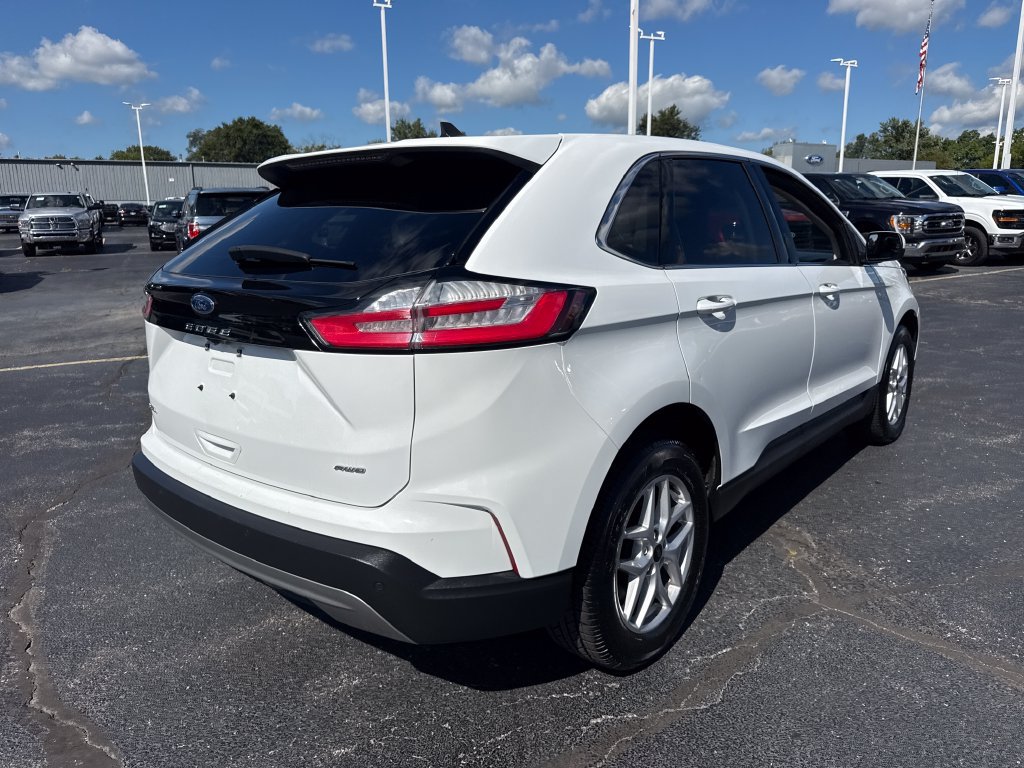 Used 2024 Ford Edge SEL AWD/4WD image 7