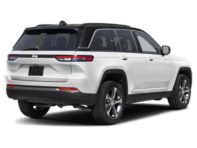 New 2026 Jeep Grand Cherokee Summit AWD/4WD image 2