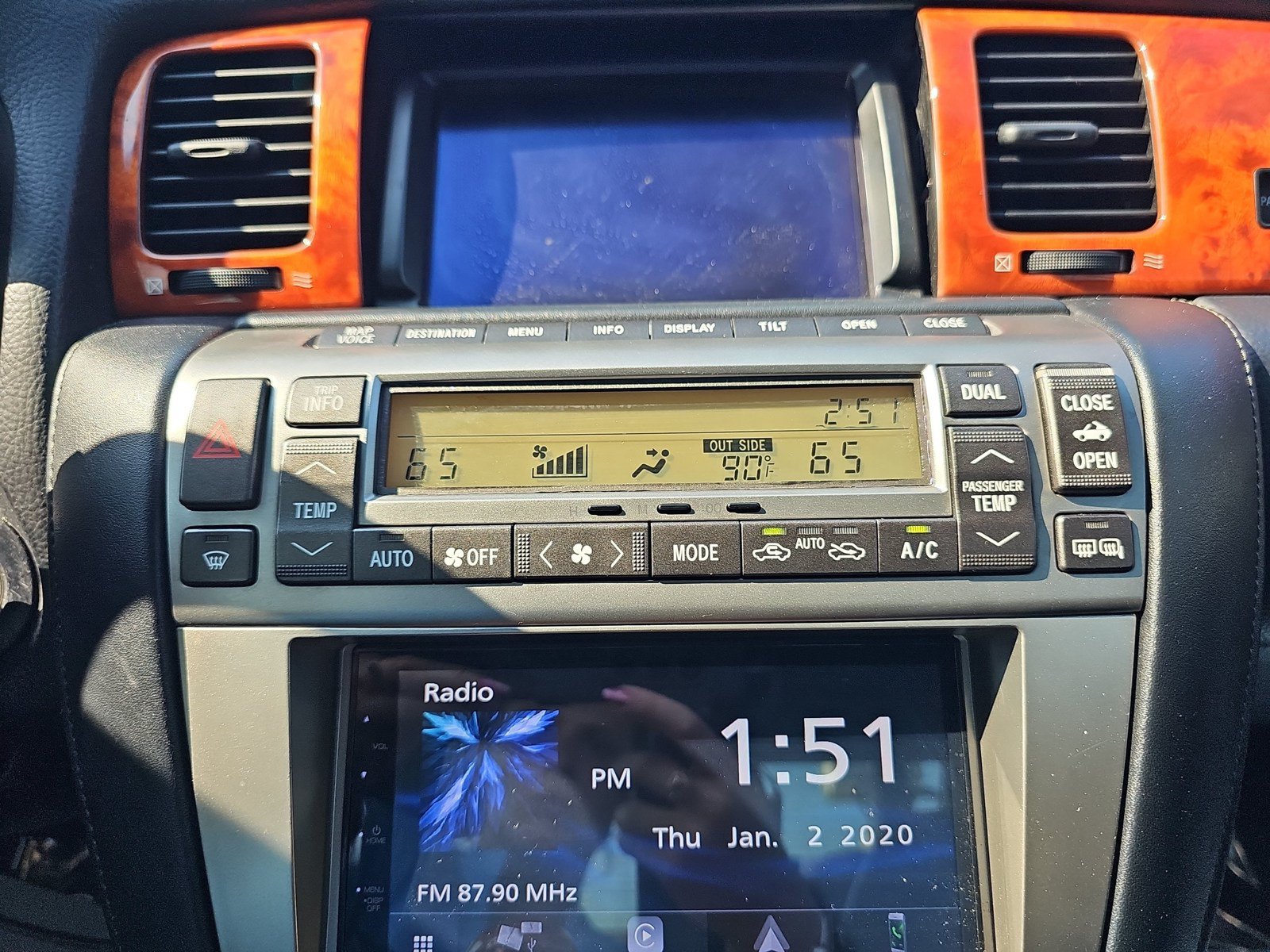 Used 2006 Lexus SC 430 Convertible RWD image 19