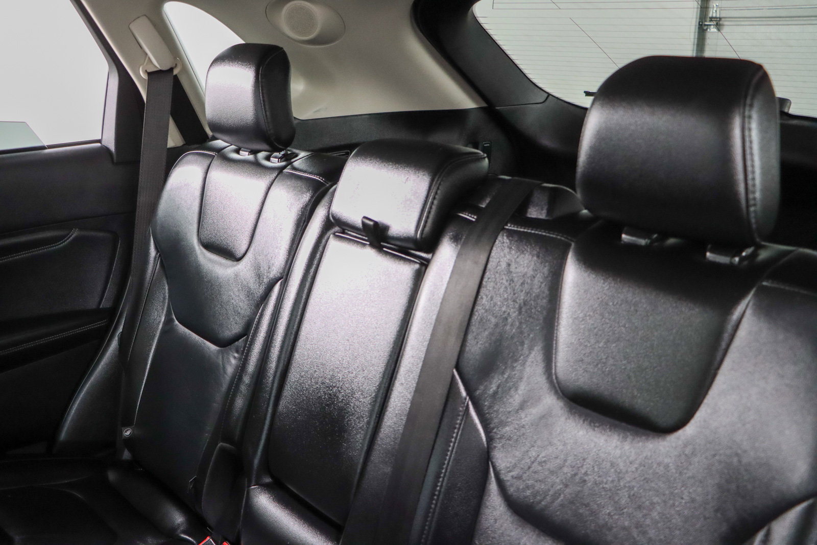 Used 2021 Ford Edge Titanium w/ Cargo Accessory Package FWD image 24