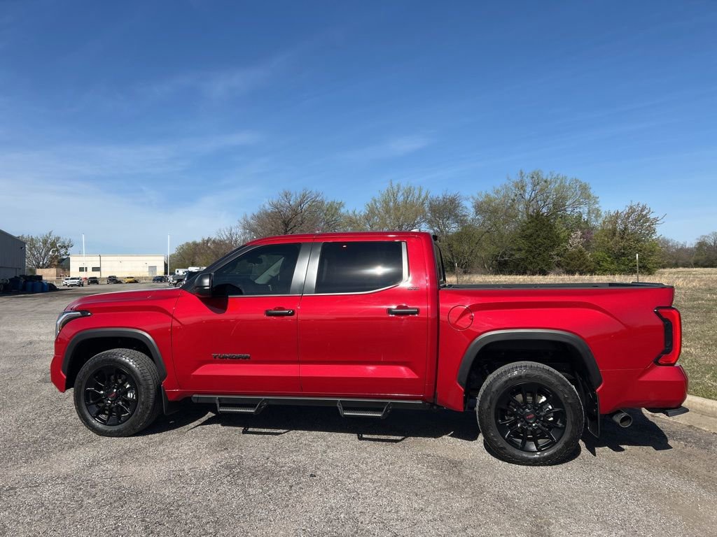 Used 2024 Toyota Tundra SR5 image 9