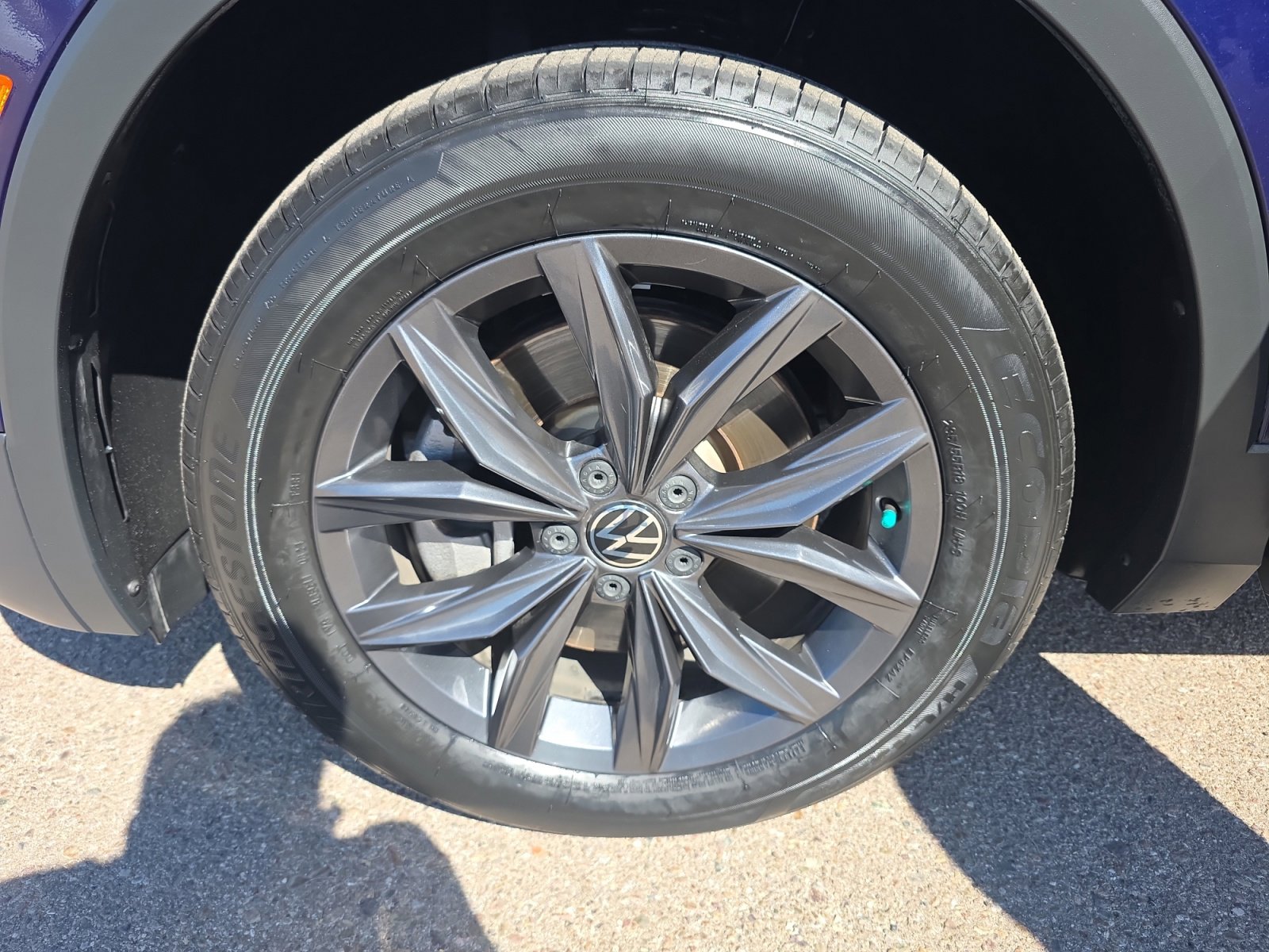 Used 2022 Volkswagen Tiguan SE image 26