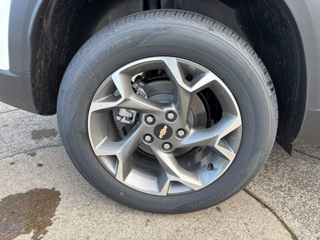 New 2026 Chevrolet Trax LT image 13