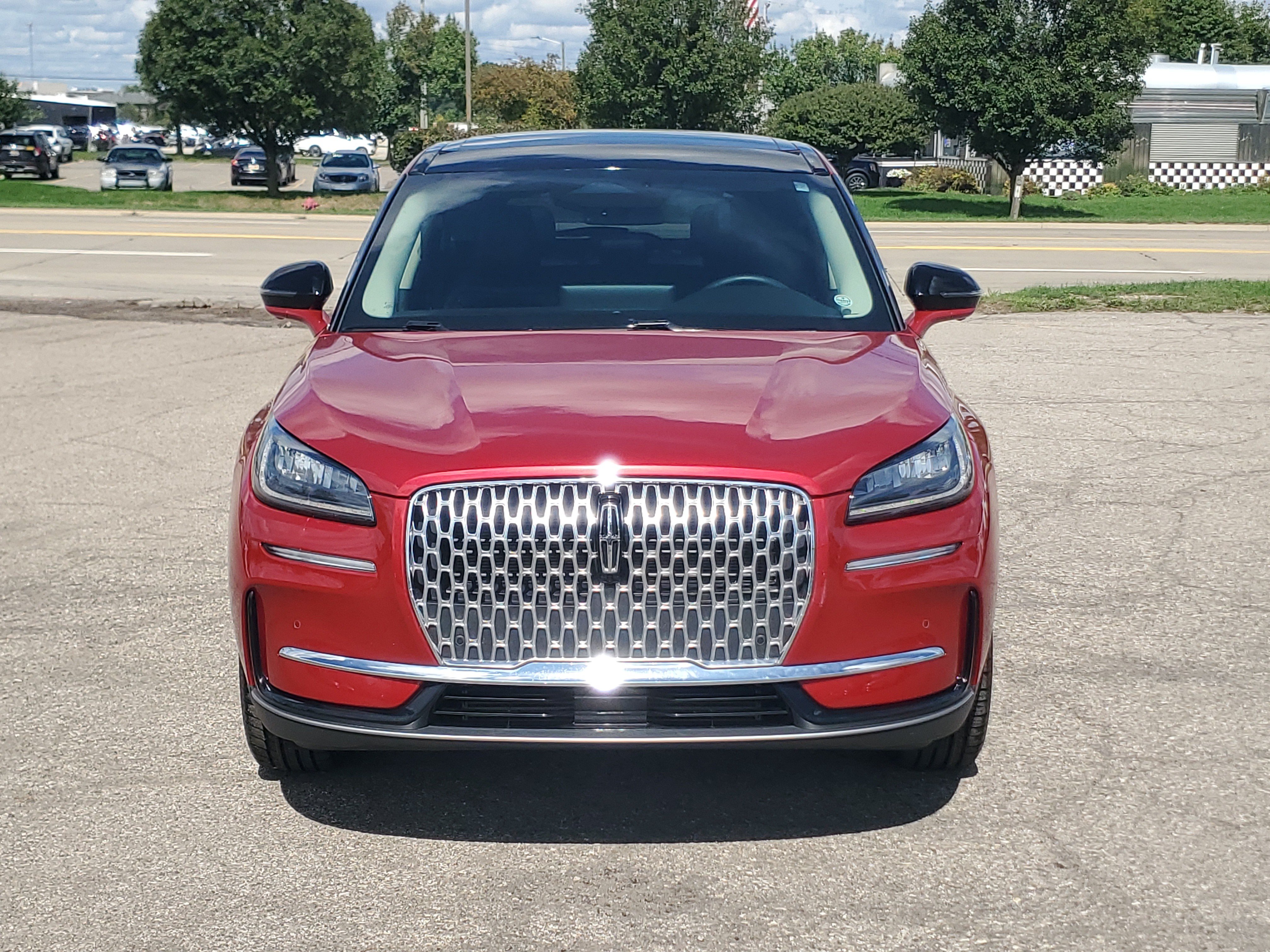 Certified 2024 Lincoln Corsair AWD w/ Equipment Group 101A image 2