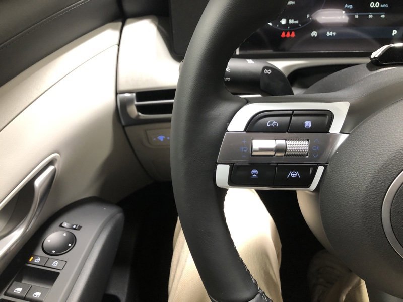 New 2026 Hyundai Tucson SEL image 25