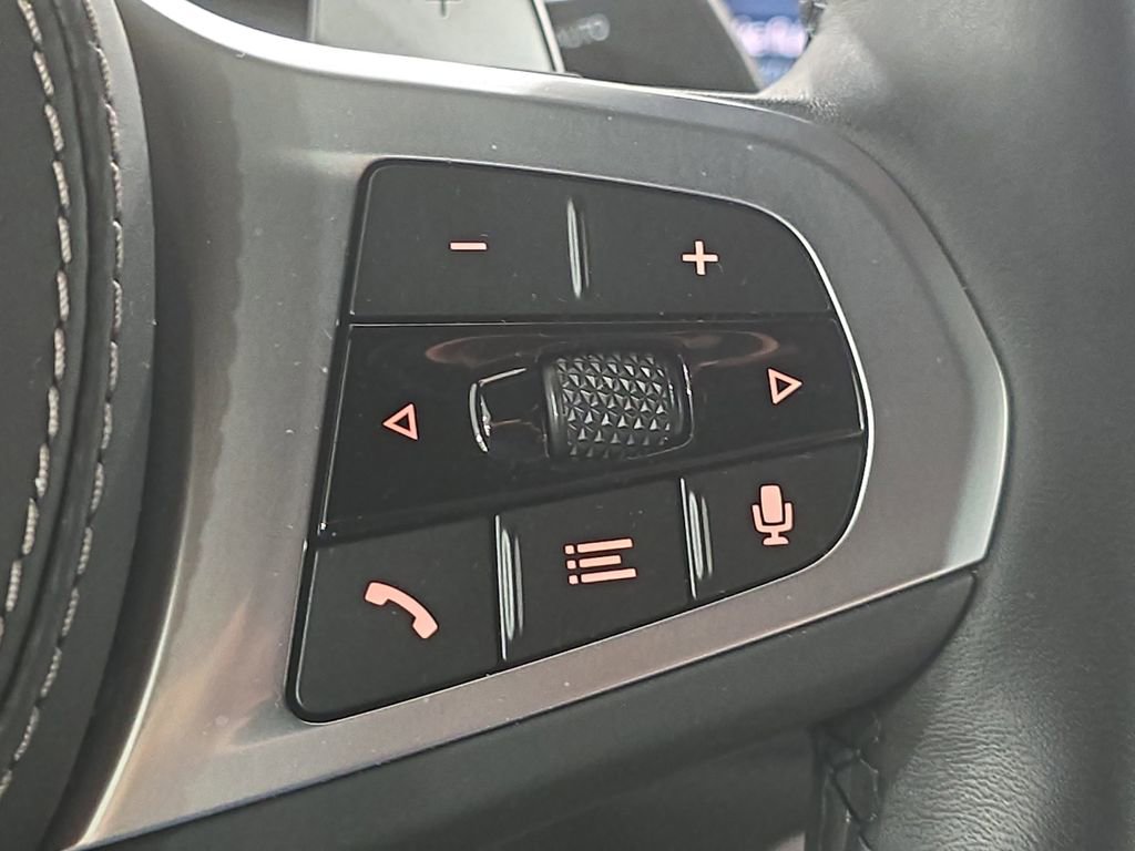 Certified 2025 BMW X6 xDrive40i w/ Premium Package AWD/4WD image 14