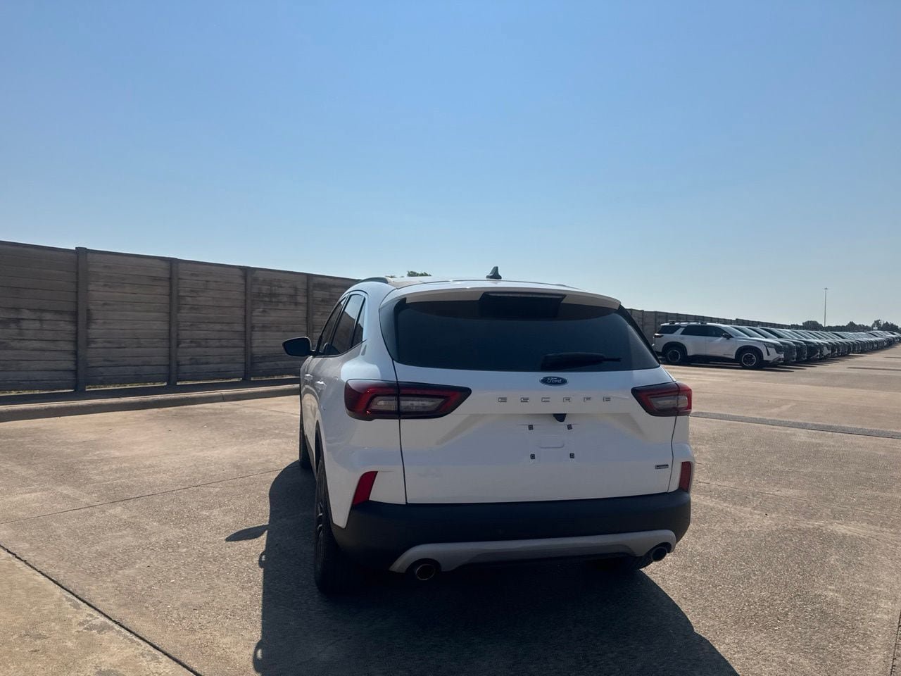 Used 2023 Ford Escape SE FWD image 16