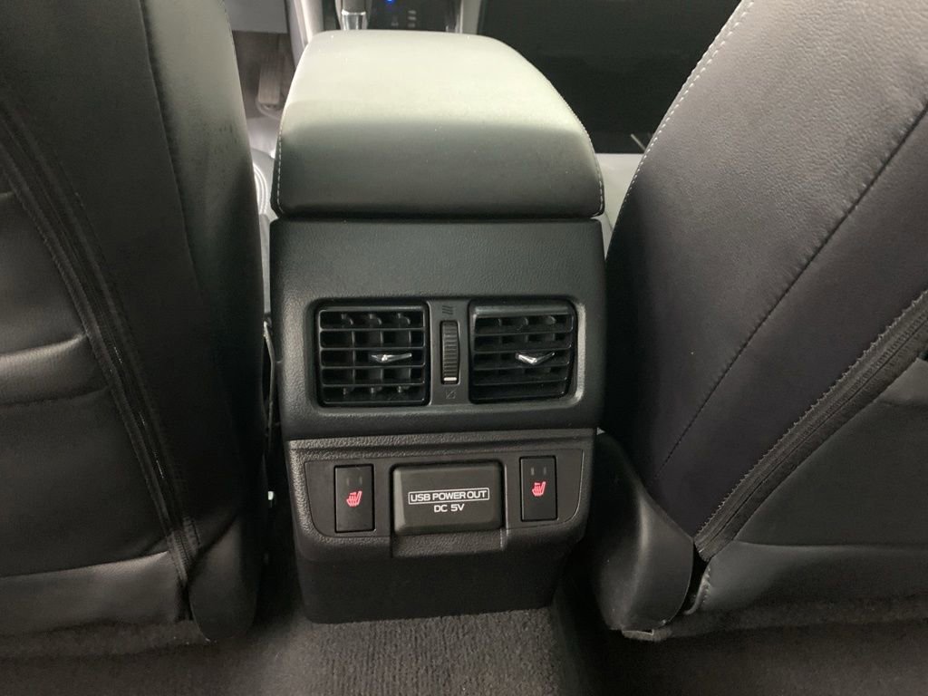 Used 2018 Subaru Outback 2.5i Limited AWD/4WD image 32