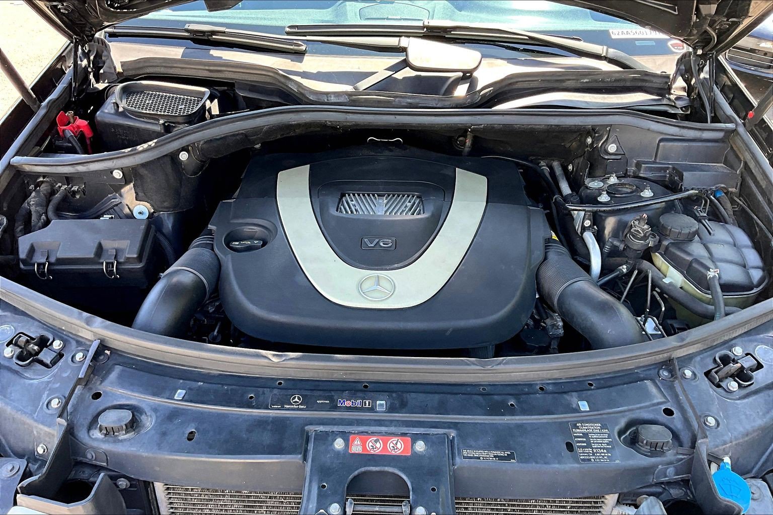 Used 2010 Mercedes-Benz ML 350 4MATIC image 30