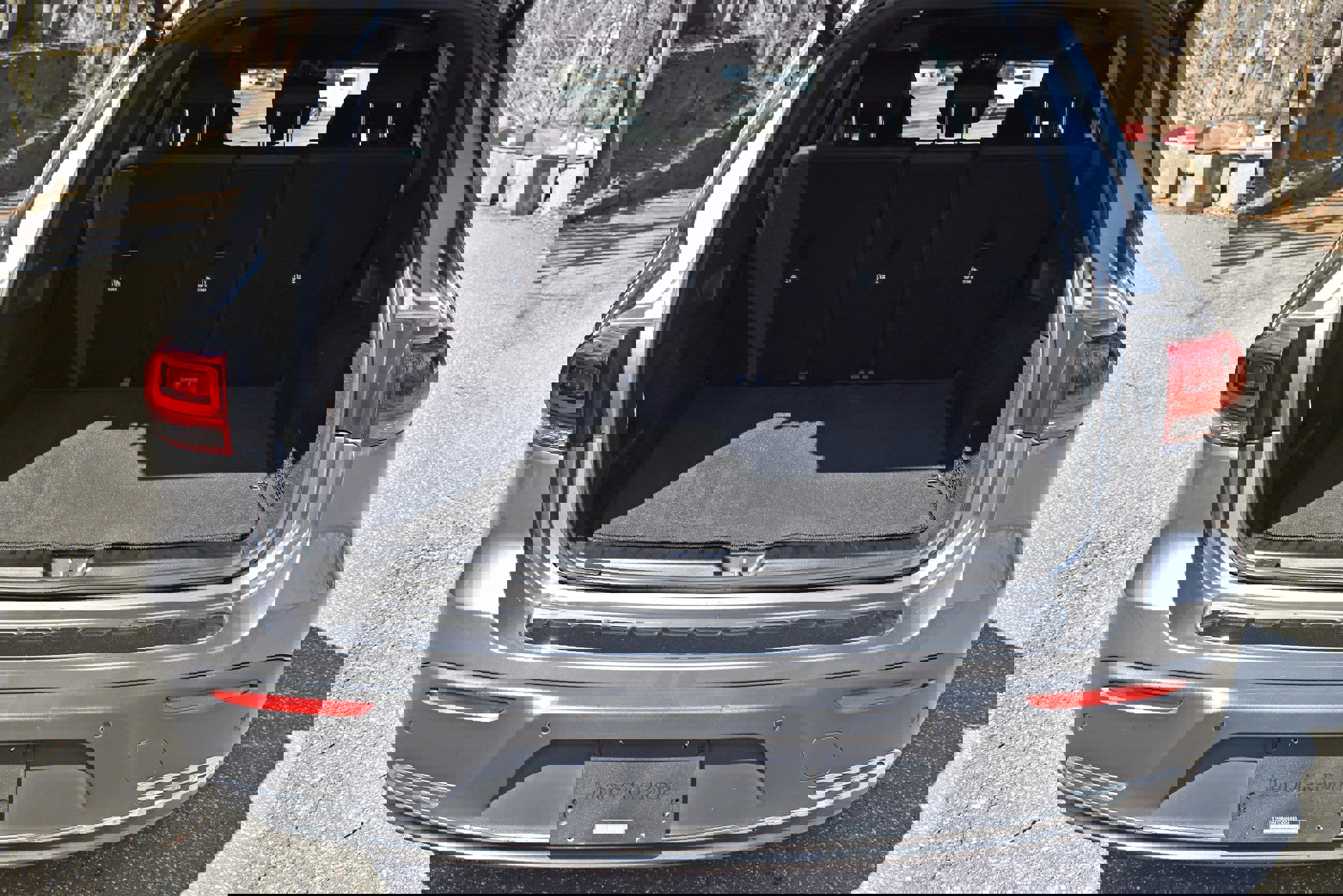 Used 2022 Mercedes-Benz EQB 350 4MATIC image 17