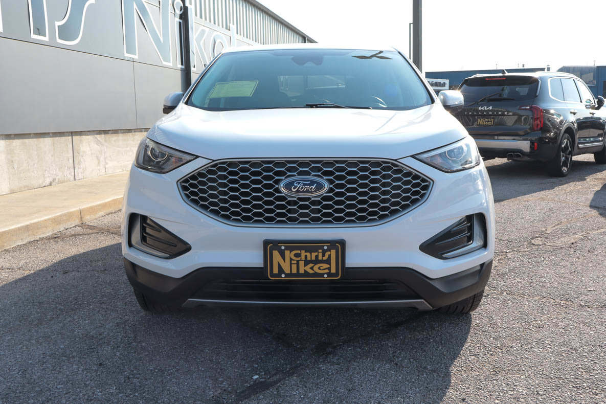 Used 2024 Ford Edge SEL AWD/4WD image 2
